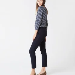 Joseph New Eliston Pant In Navy 11 Joseph New Eliston Pant In Navy -Modezzia Sales S20984 4