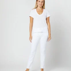 Short-Sleeved Deep-V Tee In White Pima Cotton 11 Short-Sleeved Deep-V Tee In White Pima Cotton -Modezzia Sales S31940 001