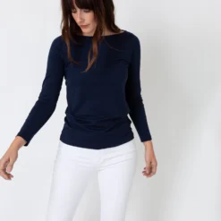 Long-Sleeved Boatneck Tee In Navy Pima Cotton -Modezzia Sales S31947 2 3e447630 95e8 4b74 8ea5 69cca4065876
