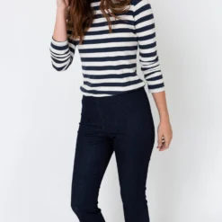 Faye Flare Cropped Pant In Indigo Stretch Denim -Modezzia Sales S52041 3