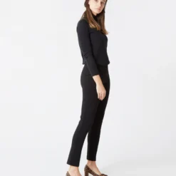 Faye Legging Pant In Navy Ponte Knit 13 Faye Legging Pant In Navy Ponte Knit -Modezzia Sales S55742 2 913cceb9 8e3f 4661 a8da b356a11b6534