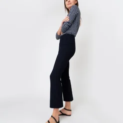 Faye Flare Cropped Pant In Ink Waffle Crepe 16 Faye Flare Cropped Pant In Ink Waffle Crepe -Modezzia Sales S60049 5