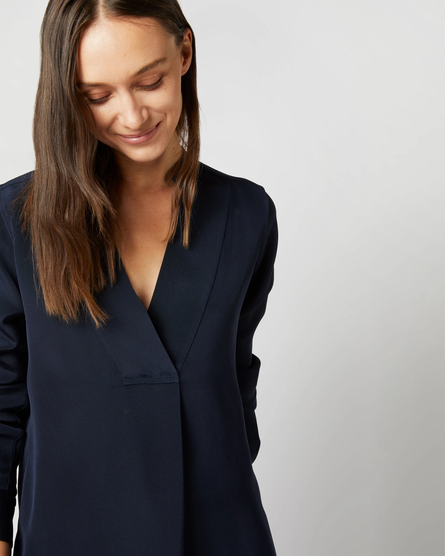 Nyala Blouse In Navy Silk Crepe De Chine 8 Nyala Blouse In Navy Silk Crepe De Chine - Image 6