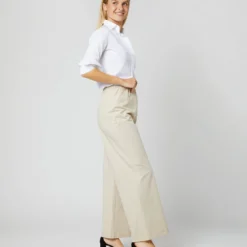 Fallon Pull-On Pant In Sand Garment-Dyed Stretch Poplin -Modezzia Sales S70937 062