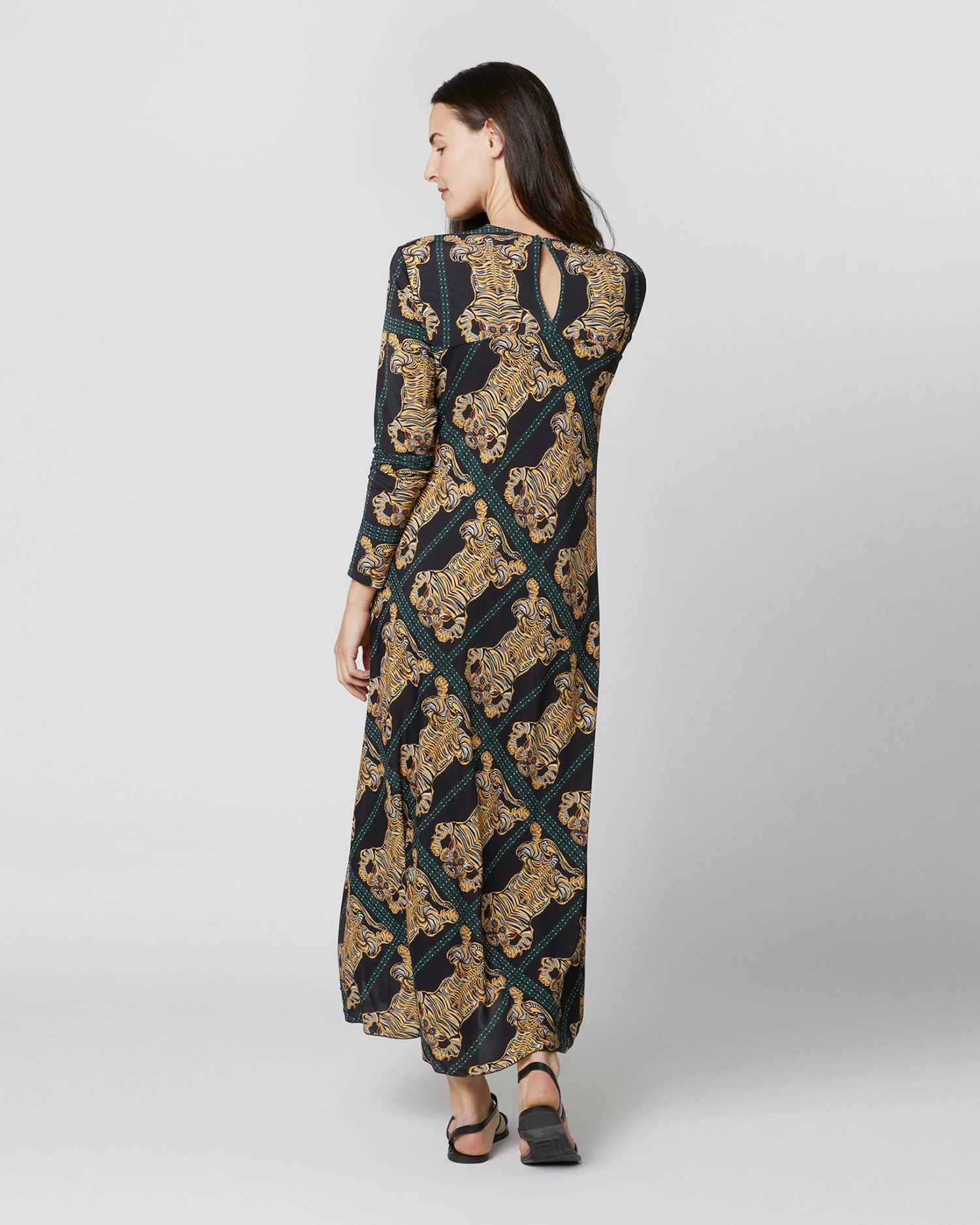 Drifter Dress In Tiger Tiles Black Jersey 9 Drifter Dress In Tiger Tiles Black Jersey - Image 7