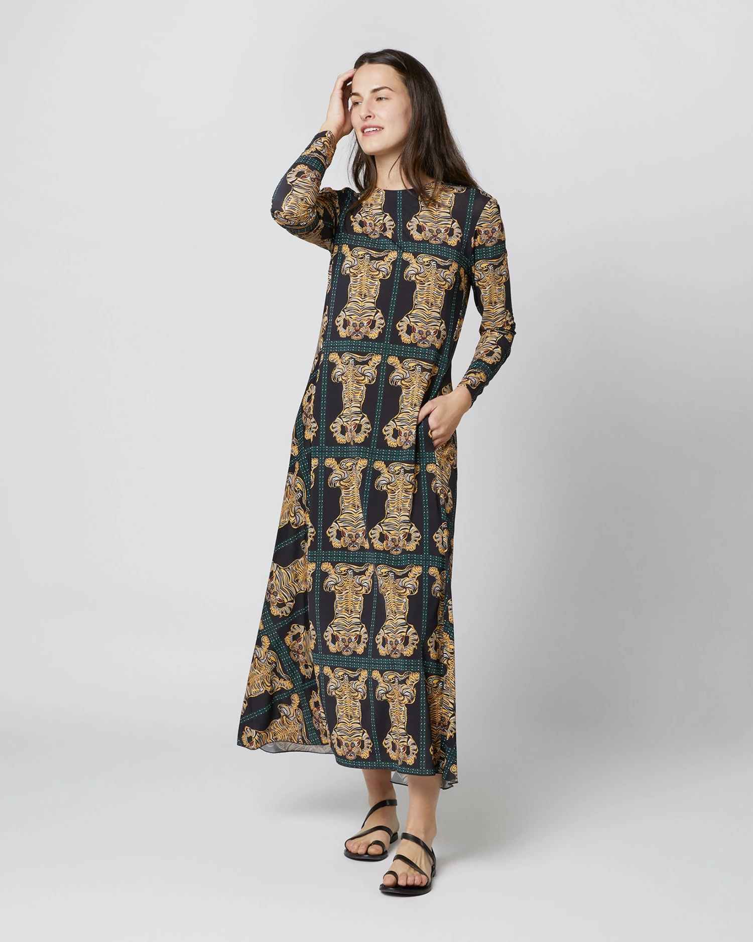 Drifter Dress In Tiger Tiles Black Jersey 3 Drifter Dress In Tiger Tiles Black Jersey