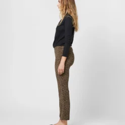 Faye Flare Cropped Pant In Olive Leopard -Modezzia Sales S71393 1742