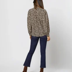 Helene Tie-Neck Blouse In Camel/Black Painterly Leopard Crepe De Chine 19 Helene Tie-Neck Blouse In Camel/Black Painterly Leopard Crepe De Chine -Modezzia Sales S71419 4637