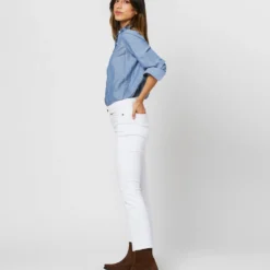 Understudy Shirt In Extra Light Washed Cotolino Chambray 17 Understudy Shirt In Extra Light Washed Cotolino Chambray -Modezzia Sales S71427 1882