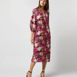 Trapunto Blouson-Sleeve Dress In Berry/Multi Winter Garden Venetian 18 Trapunto Blouson-Sleeve Dress In Berry/Multi Winter Garden Venetian -Modezzia Sales S71916 788