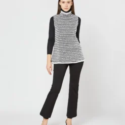 Sleeveless Ana Fringe Top In Ivory/Black Filagree Flower Wool -Modezzia Sales S72099 3864