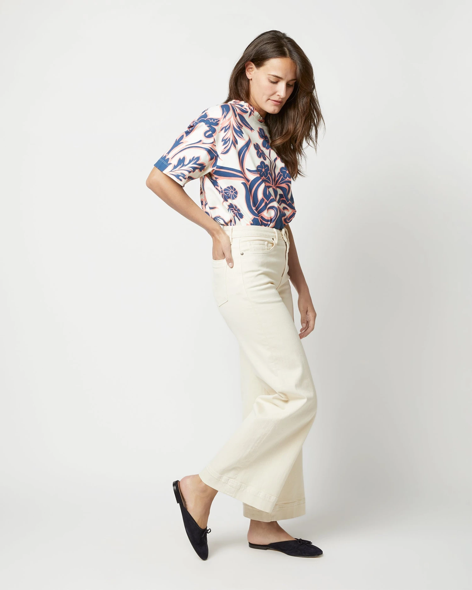 House T-Shirt In Va-Va Jersey 8 House T-Shirt In Va-Va Jersey - Image 6