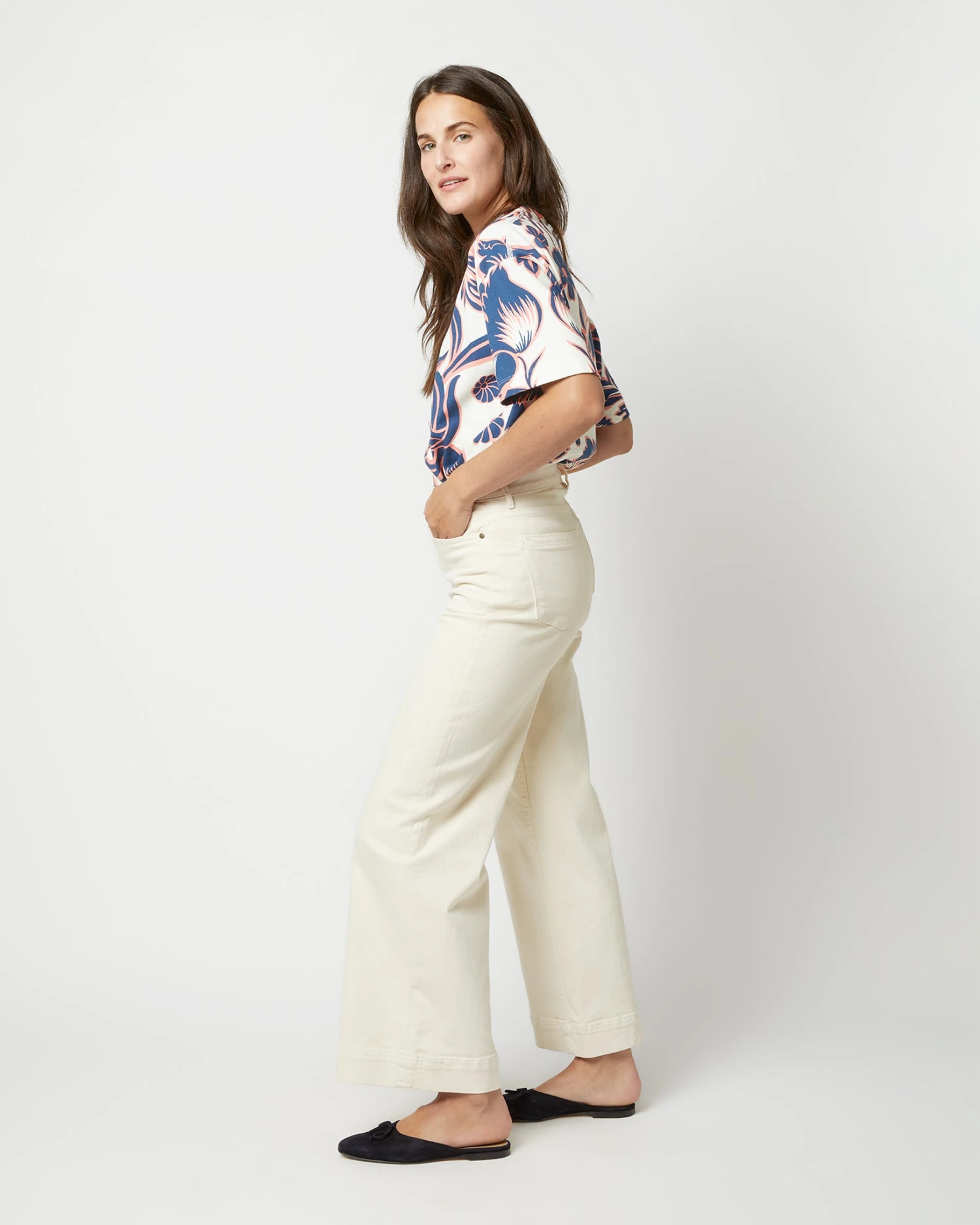 House T-Shirt In Va-Va Jersey 10 House T-Shirt In Va-Va Jersey - Image 8