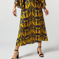 Sorella Dress In Papyrus Gold Flowy Jersey 14 Sorella Dress In Papyrus Gold Flowy Jersey -Modezzia Sales S72341 2059