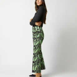 Hendrix Pant In Green Papyrus Heavy Stretch Cotton -Modezzia Sales S72348 813