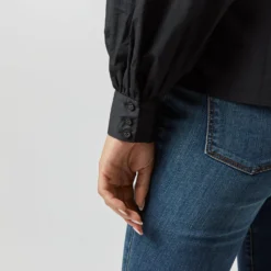 ULLA JOHNSON Marlie Blouse In Noir 14 ULLA JOHNSON Marlie Blouse In Noir -Modezzia Sales S72359 2474