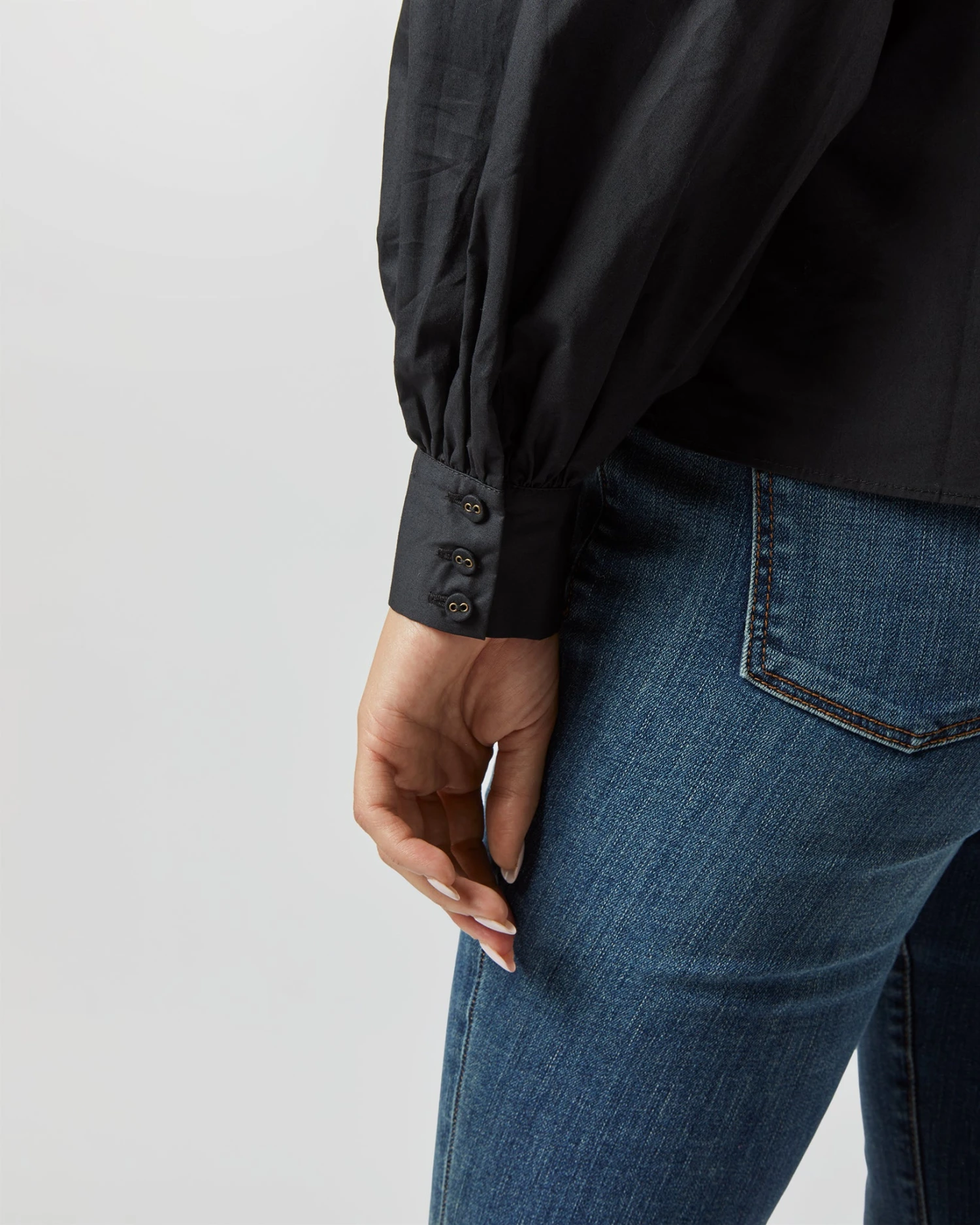 ULLA JOHNSON Marlie Blouse In Noir 8 ULLA JOHNSON Marlie Blouse In Noir - Image 6